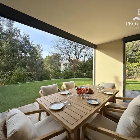 Spacieux Duplex De Standing Avec Piscine&parking