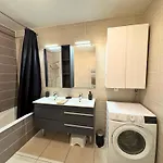 Spacieux Duplex De Standing Avec Piscine & Parking Lägenhet Saint-Raphaël
